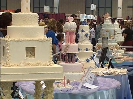 From Minions riding a motorcycle to elegant gowns, cakes of all sizes were found in Tulsa over the weekend. . Oklahoma state sugar art show 2023